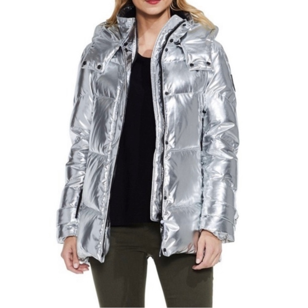 Vince Camuto Puffer Jacket Chrome Silver Winter Coat Women’s Size Medium New NWT